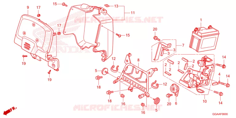 CARENAGE AVANT - BATTERIE Honda SCOOTER 50 RUCKUS 2023  NPS50P
