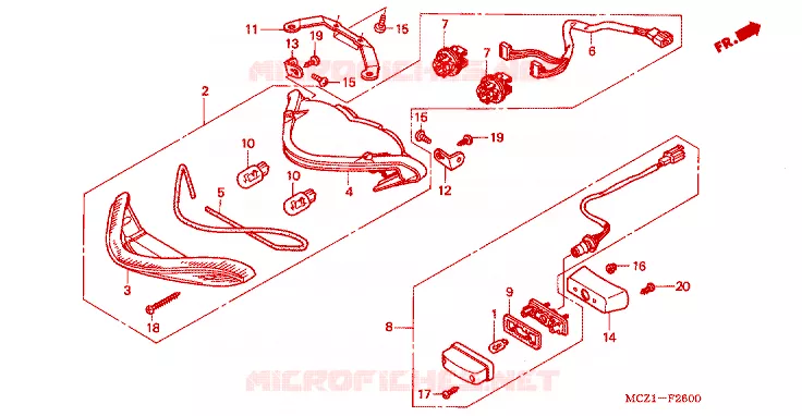 FEU ARRIERE Honda MOTO 900 HORNET 2002  CB900F1