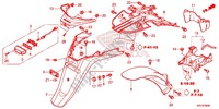 GARDE BOUE ARRIERE   ECLAIRAGE DE PLAQUE pour Honda SH 125 ABS SPECIAL 4E de 2013