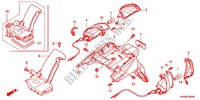 GARDE BOUE ARRIERE   CLIGNOTANT ARRIERE pour Honda PCX 125 de 2013
