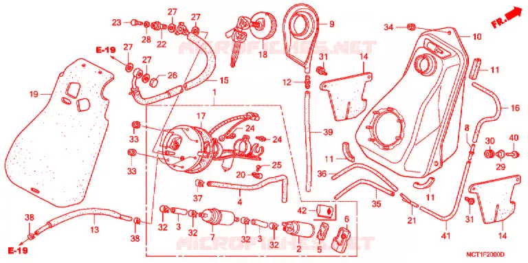 RESERVOIR A CARBURANT Honda SCOOTER 400 SILVERWING 2003  FJS400A3