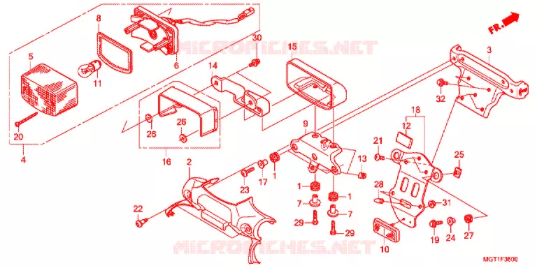 FEU ARRIERE Honda MOTO 400 VT 2013  VT400SB