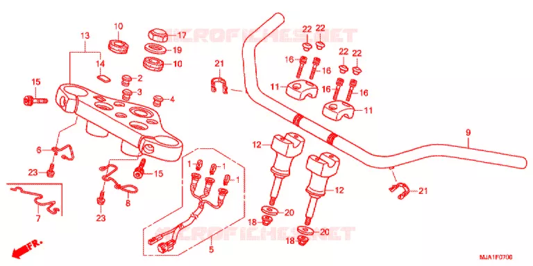 GUIDON (VT750CA/CS) Honda MOTO 750 SHADOW 2012  VT750CSC