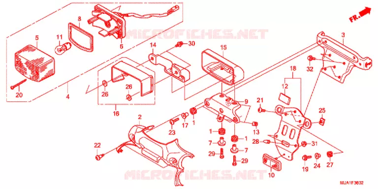 FEU ARRIERE (VT750S) Honda MOTO 750 VT 2014  VT750SC