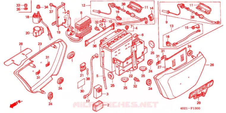 COUVERCLE LATERAL - BATTERIE Honda MOTO 125 CD 2003  CD125T1