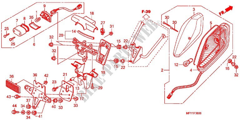 FEU ARRIERE   ECLAIRAGE DE PLAQUE (VT1300CR/CRA) pour Honda VT 1300 STATELINE de 2011